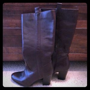 Seychelles brown boots